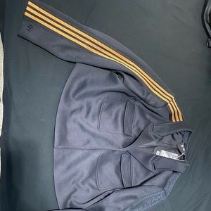 Adidas x Ivy Park drop 2.0 cropped blazer and pants set!